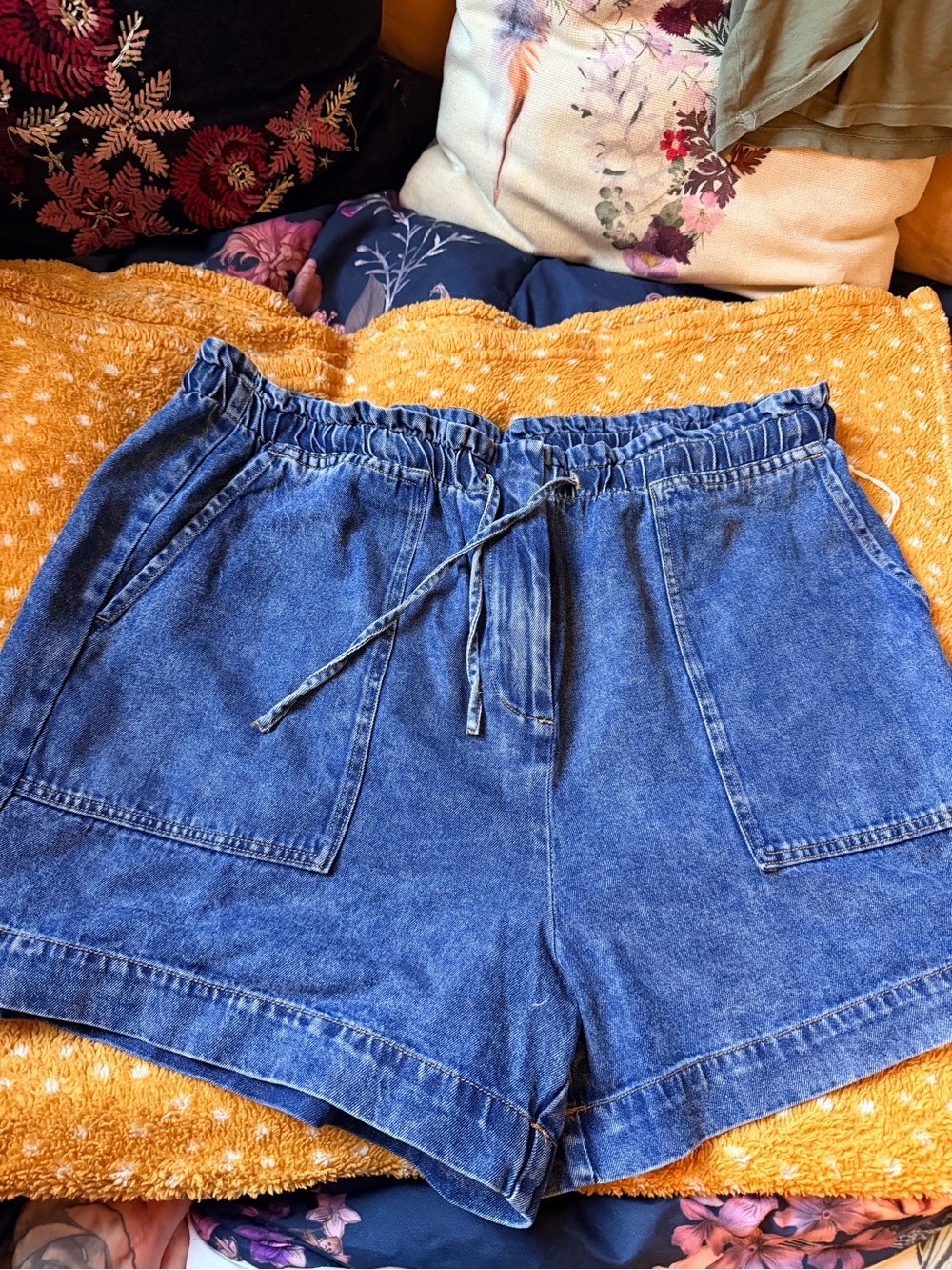 Dex Relaxed Elastic-Waist Blue Denim Shorts